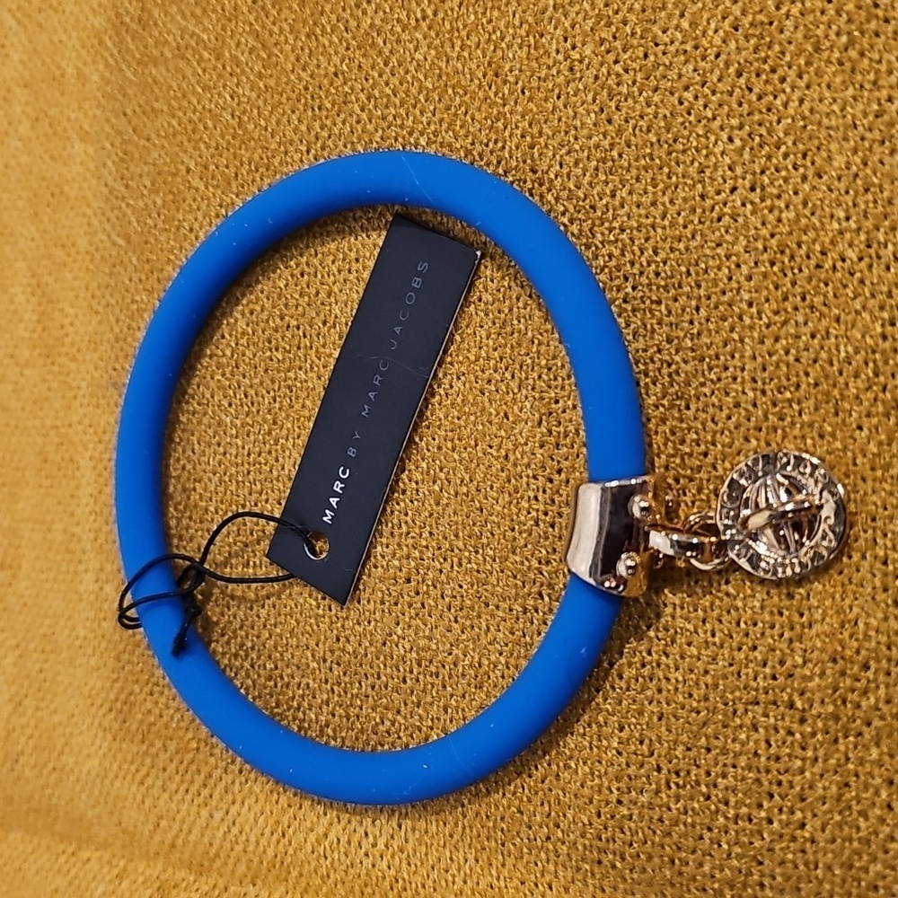 Marc By Marc Jacobs Electric Blue Silicone Logo Charm Bracelet NWT